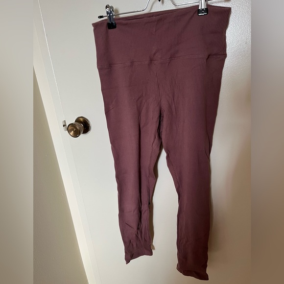 VS Pink Yoga Ribbed Leggings - Picture 3 of 5